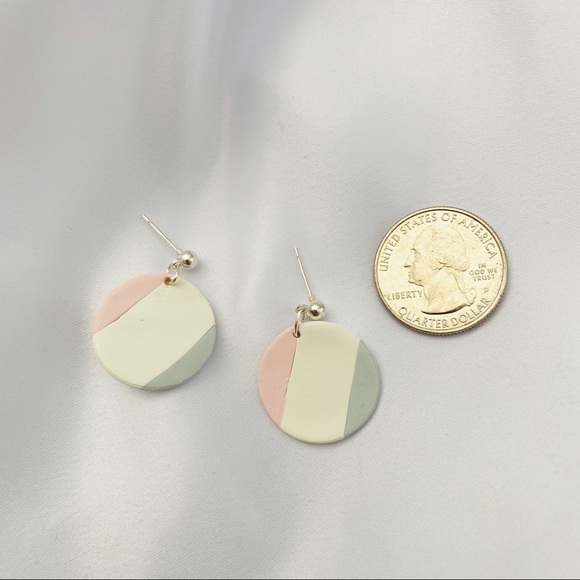 Handmade Petal Wave Earrings - Picture 4 of 5